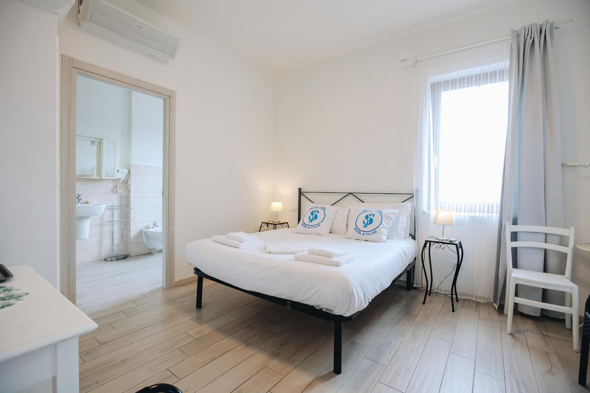 Sg Rooms - Casa Laura Peschiera del Garda Exterior foto